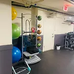 1 Bedroom 1 Bathroom Near Crypto Center